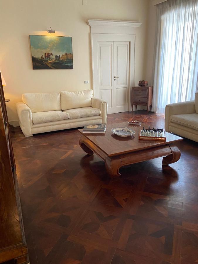 Appartement Royal In San Domenico Maggiore