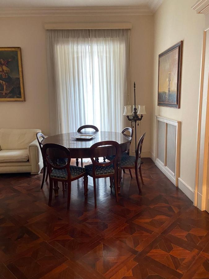 Royal In San Domenico Maggiore Appartement